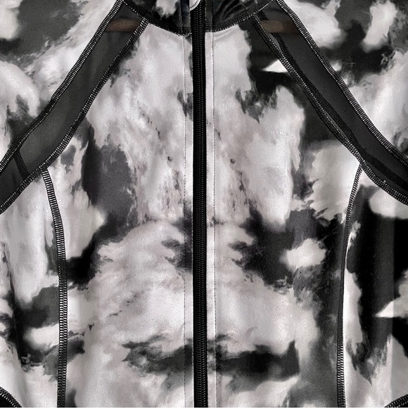 Ideology Sky High Tie Dye Zip Up Performance Jacket Size S EUC - Picture 5 of 13